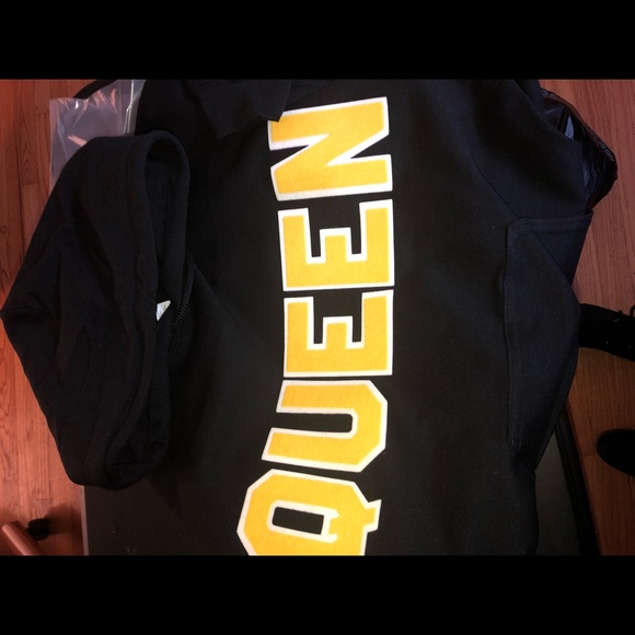 Customize Hoodie - Picture 2 of 3